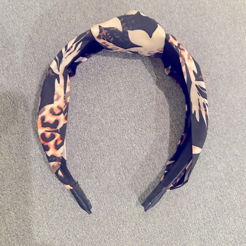 Pretty Headband in Pink and Black